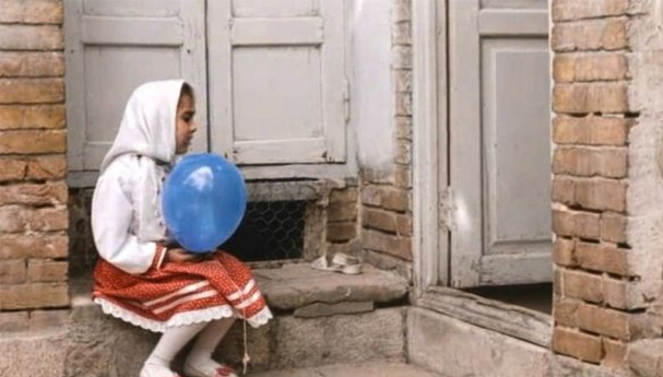 Beyaz Balon Film | Konusu | Oyuncuları | Yorumları