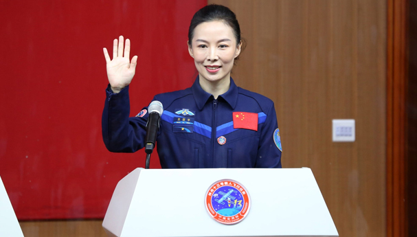 Uzay yürüyüşü yapan ilk Çinli kadın: Wang Yaping